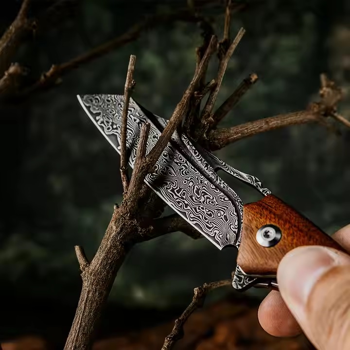 Zložljivi nož GO-35057 iz damaskove jekla - Rjava